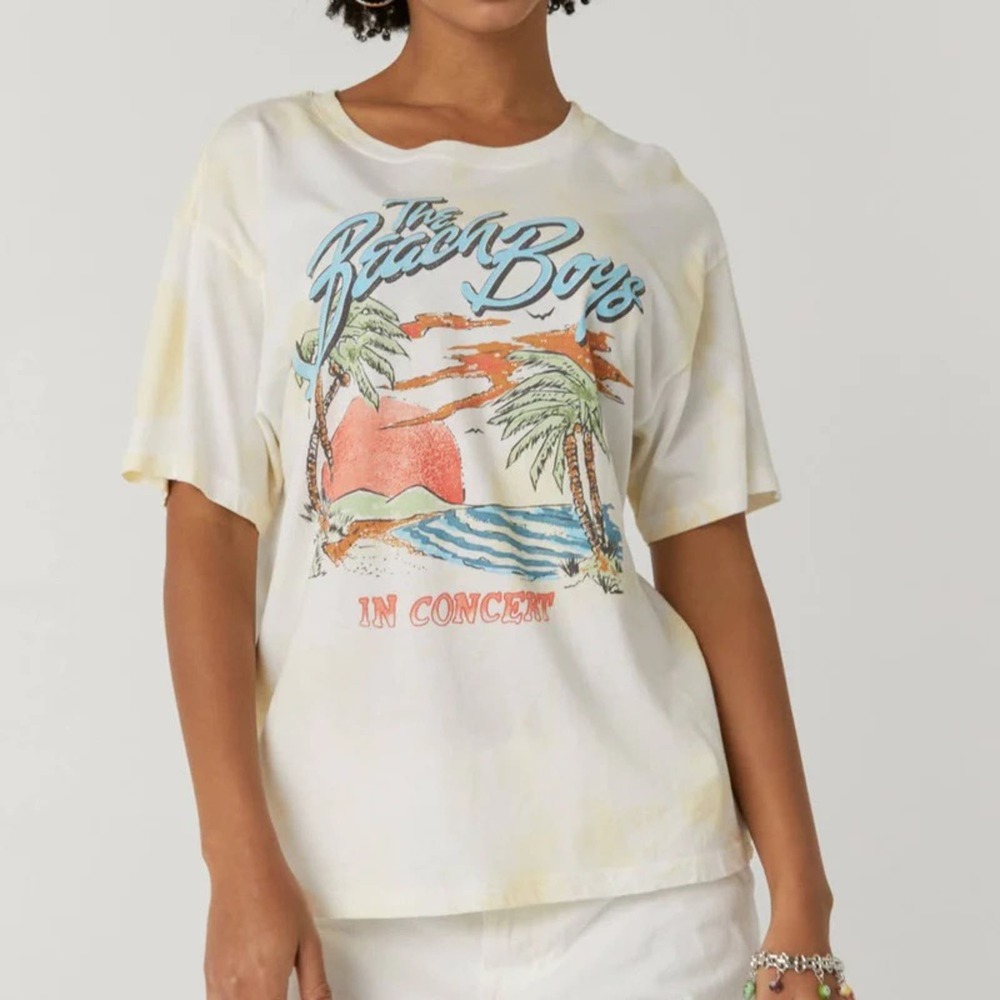 FREE PEOPLE NWOT Daydreamer Beach Boys In Concert Boyfriend Band Tee Oversized